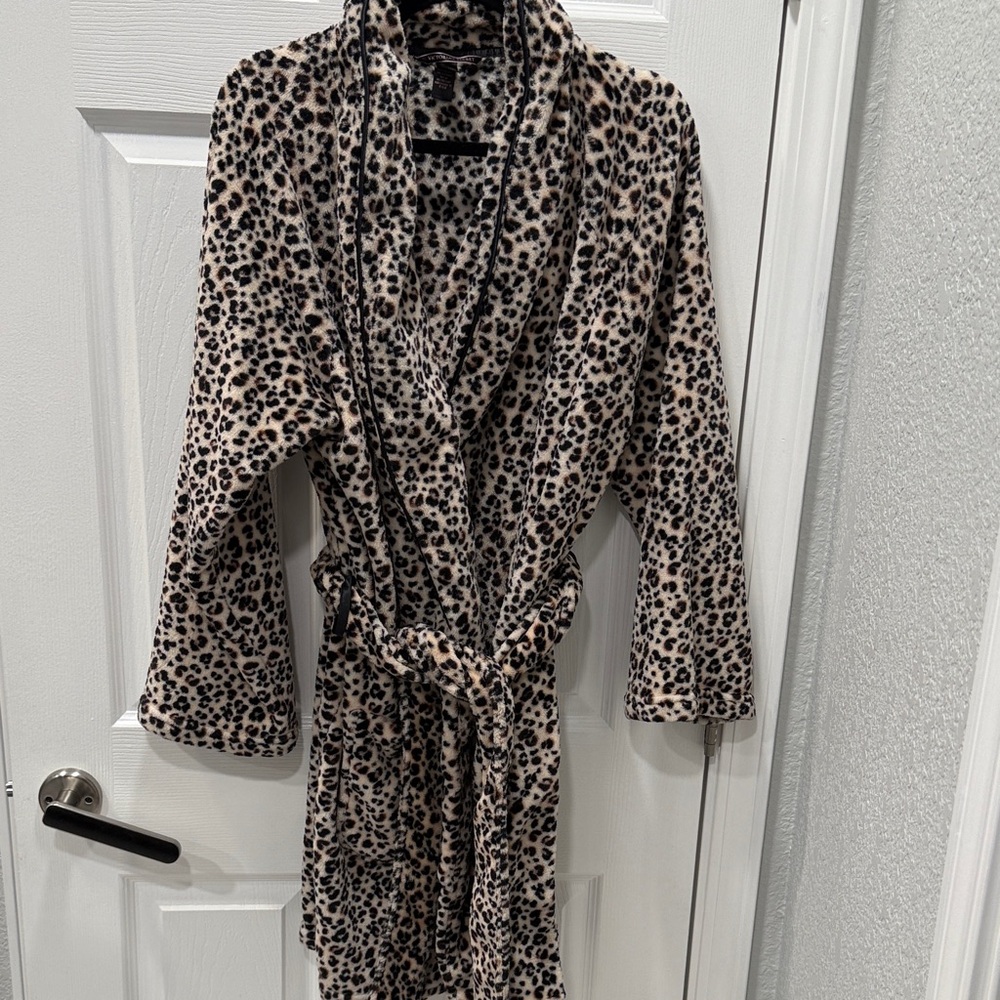 Victoria's Secret Leopard Print Robe